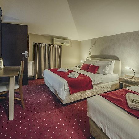 Hotel Bell Λέσκοβατς Εξωτερικό φωτογραφία