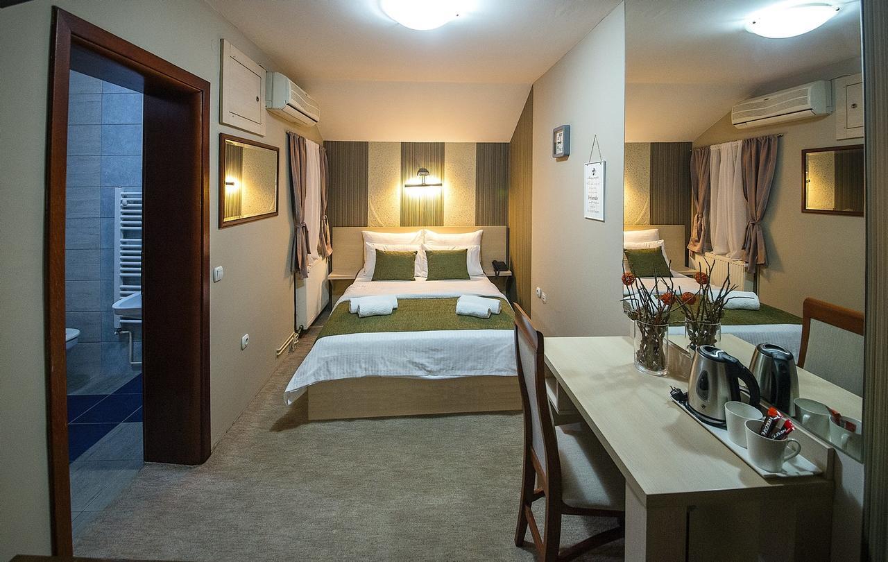 Hotel Bell Λέσκοβατς Εξωτερικό φωτογραφία