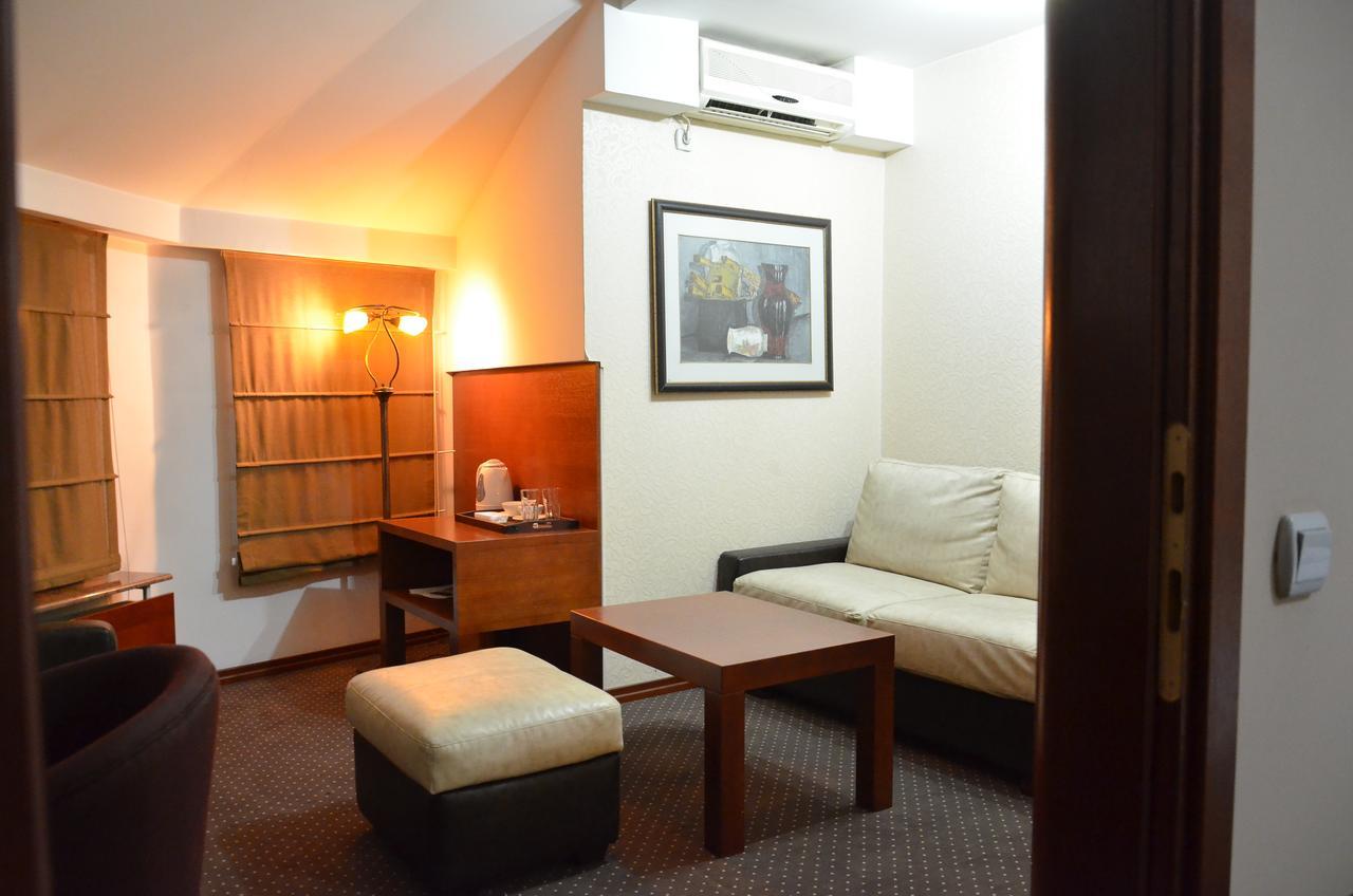 Hotel Bell Λέσκοβατς Εξωτερικό φωτογραφία