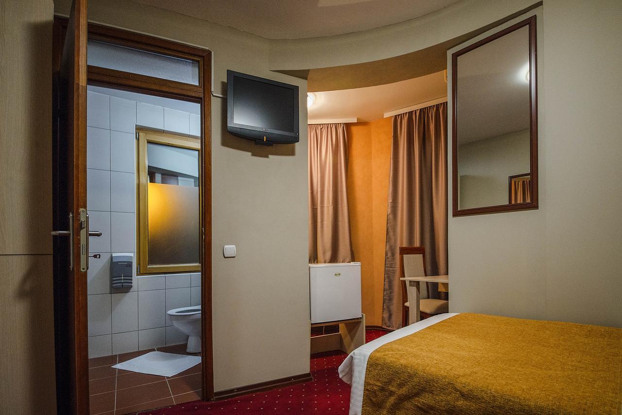 Hotel Bell Λέσκοβατς Εξωτερικό φωτογραφία