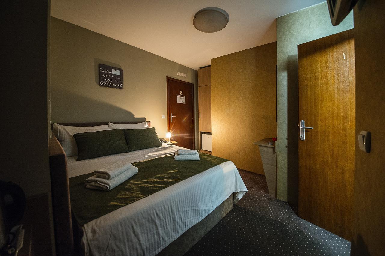 Hotel Bell Λέσκοβατς Εξωτερικό φωτογραφία