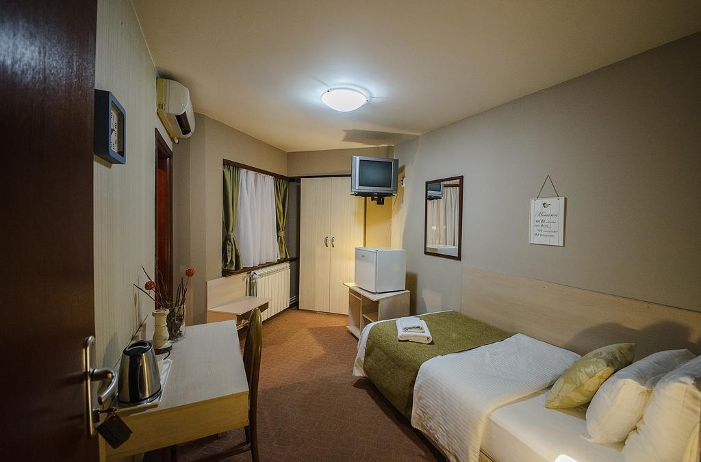 Hotel Bell Λέσκοβατς Εξωτερικό φωτογραφία