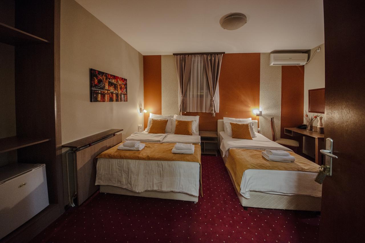 Hotel Bell Λέσκοβατς Εξωτερικό φωτογραφία